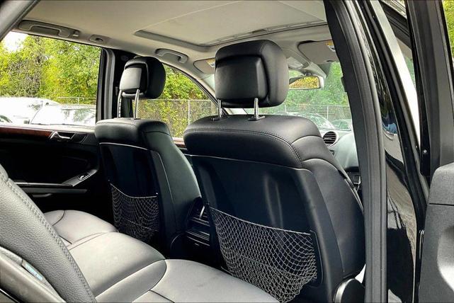 Photo of 2011 Black Mercedes-Benz M-Class