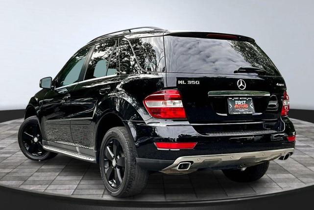 Photo of 2011 Black Mercedes-Benz M-Class