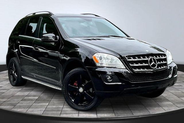 Photo of 2011 Black Mercedes-Benz M-Class