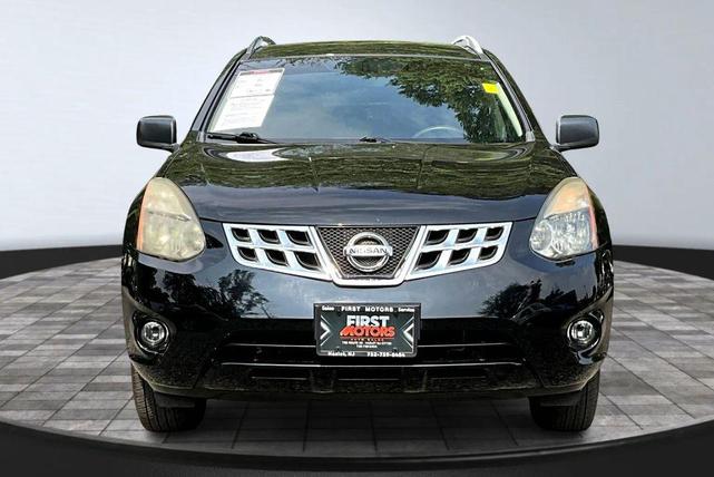 Photo of 2014 Black Nissan Rogue Select