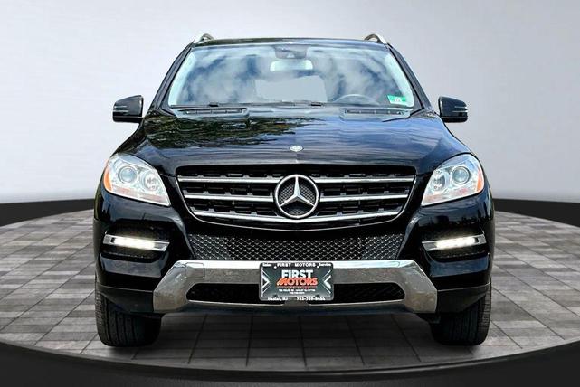Photo of 2015 Black Mercedes-Benz M-Class