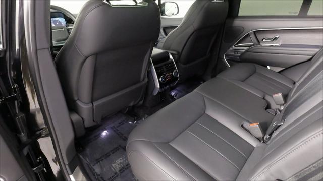 Photo of 2024 Santorini Black Land Rover Range Rover