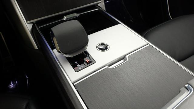 Photo of 2024 Santorini Black Land Rover Range Rover