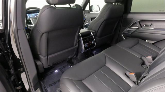 Photo of 2024 Santorini Black Land Rover Range Rover