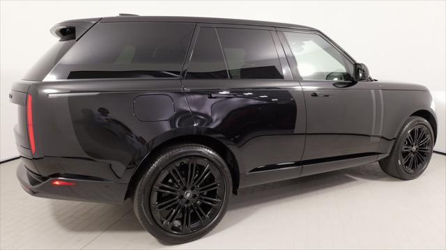 Photo of 2024 Santorini Black Land Rover Range Rover