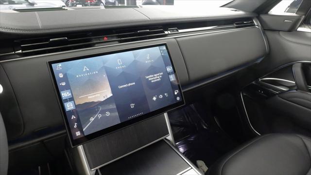 Photo of 2024 Santorini Black Land Rover Range Rover