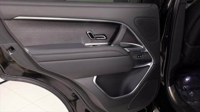 Photo of 2024 Santorini Black Land Rover Range Rover