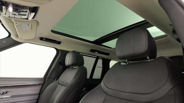 Photo of 2024 Santorini Black Land Rover Range Rover