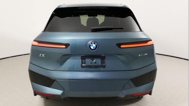 Photo of 2025 Blue Ridge Mountain Metallic BMW iX
