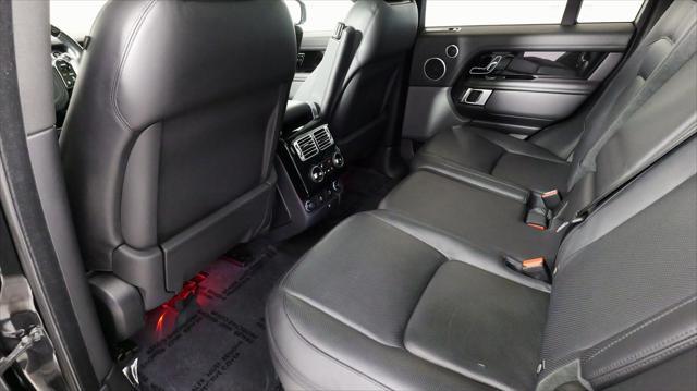 Photo of 2022 Santorini Black Metallic Land Rover Range Rover