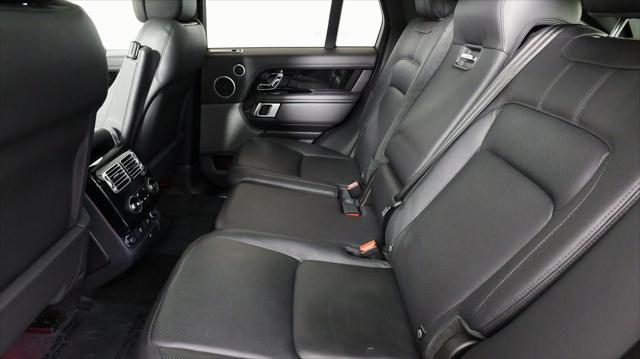 Photo of 2022 Santorini Black Metallic Land Rover Range Rover