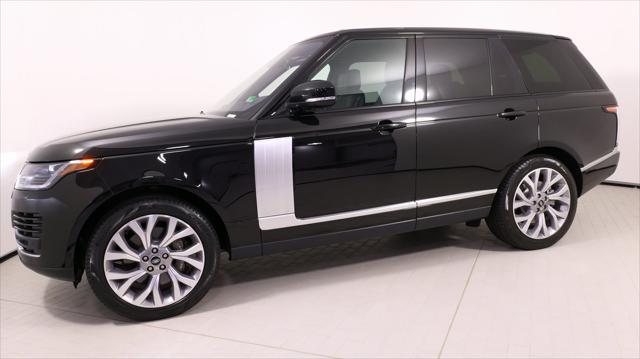 Photo of 2022 Santorini Black Metallic Land Rover Range Rover