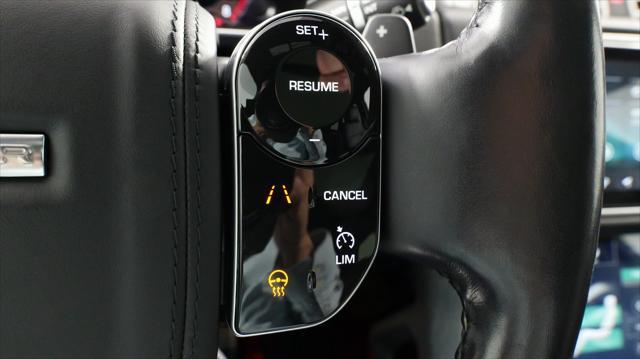 Photo of 2022 Santorini Black Metallic Land Rover Range Rover