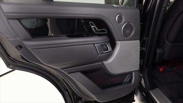 Photo of 2022 Santorini Black Metallic Land Rover Range Rover