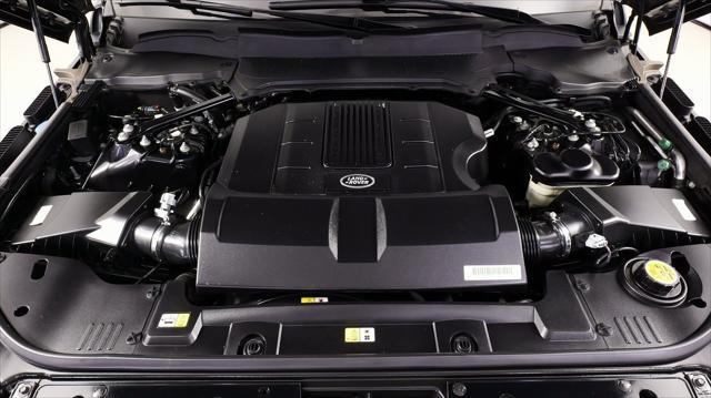 Photo of 2022 Santorini Black Metallic Land Rover Range Rover
