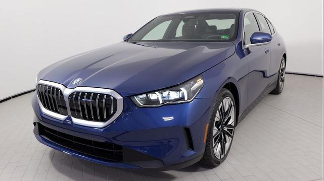 Photo of 2025 Blue BMW 530