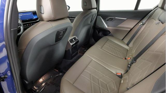 Photo of 2025 Blue BMW 530