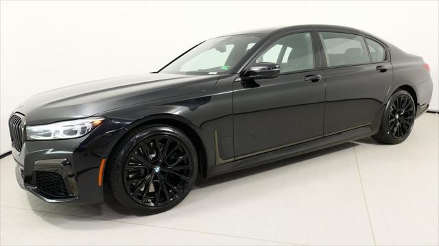 2022 BMW 750