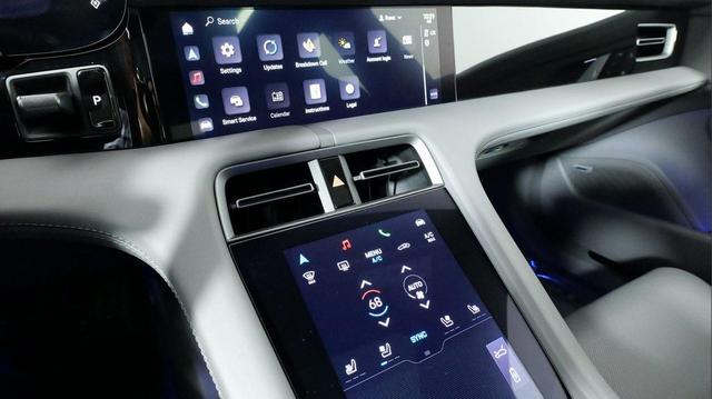 Photo of 2022 Dolomite Silver Metallic Porsche Taycan