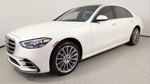 Photo of 2022 MANUFAKTUR Cashmere White Magno Mercedes-Benz S-Class