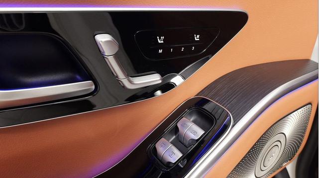 Photo of 2022 MANUFAKTUR Cashmere White Magno Mercedes-Benz S-Class
