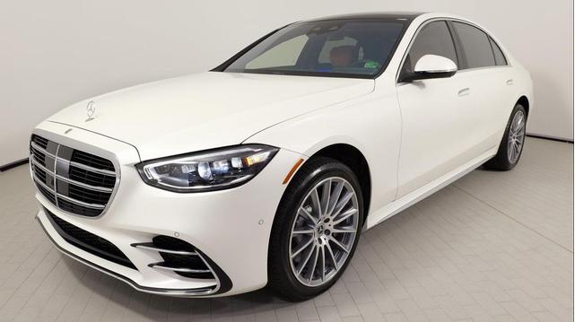 Photo of 2022 MANUFAKTUR Cashmere White Magno Mercedes-Benz S-Class