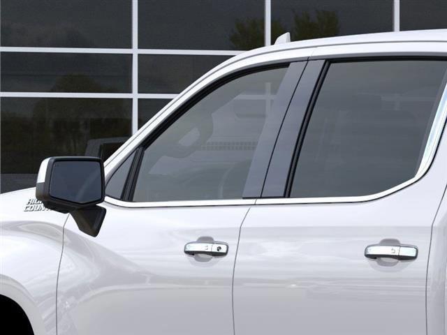 Photo of 2025 Crystal White Tricoat Chevrolet Silverado 1500