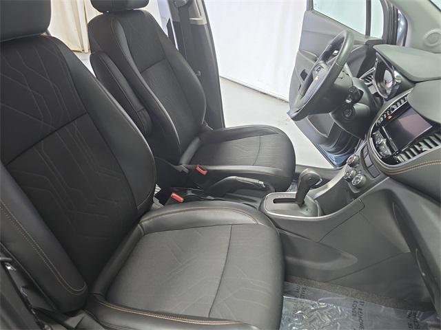 Photo of 2022 Shadow Gray Metallic Chevrolet Trax