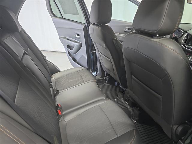 Photo of 2022 Shadow Gray Metallic Chevrolet Trax