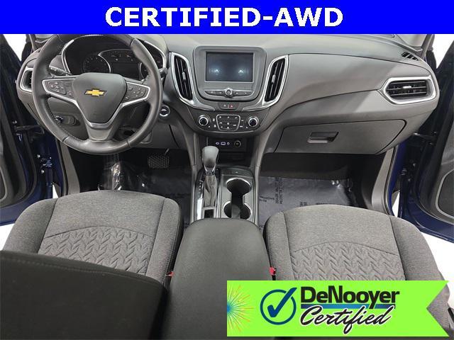Photo of 2022 Blue Glow Metallic Chevrolet Equinox