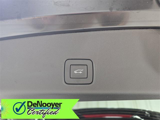 Photo of 2024 Mosaic Black Metallic Chevrolet Trailblazer