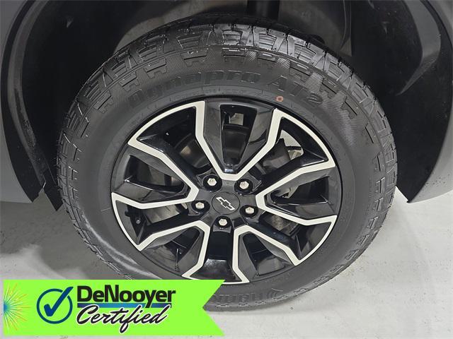 Photo of 2024 Mosaic Black Metallic Chevrolet Trailblazer