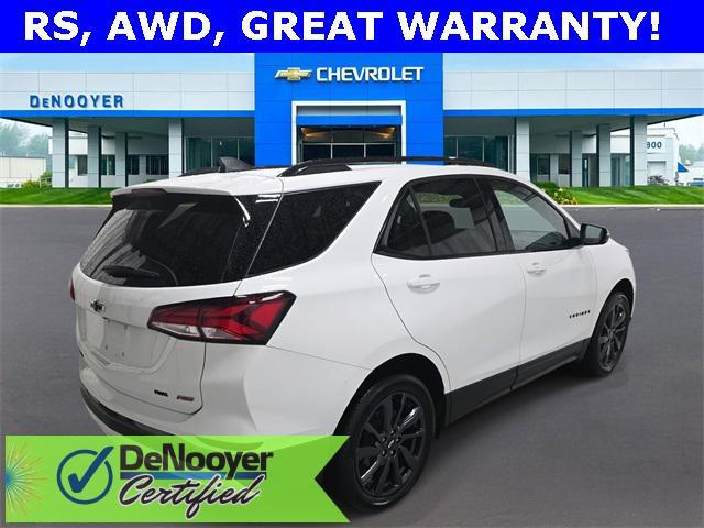 Photo of 2023 Summit White Chevrolet Equinox