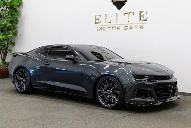 Photo of 2018 Nightfall Gray Metallic Chevrolet Camaro