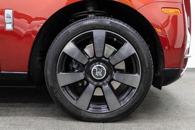 Photo of 2019 Magma Red Rolls-Royce Cullinan