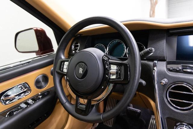 Photo of 2019 Magma Red Rolls-Royce Cullinan