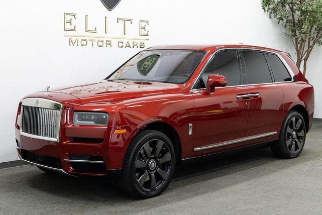 Photo of 2019 Magma Red Rolls-Royce Cullinan