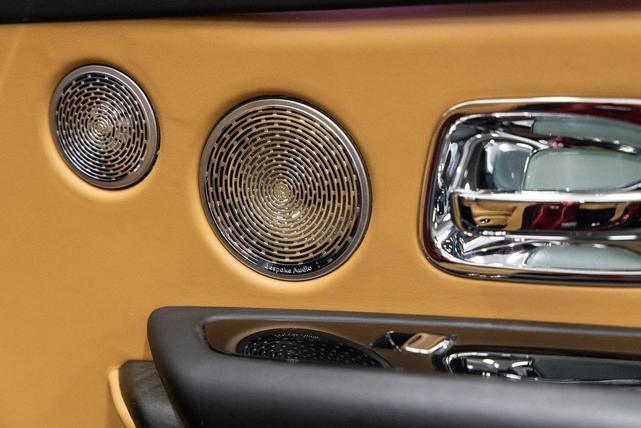 Photo of 2019 Magma Red Rolls-Royce Cullinan