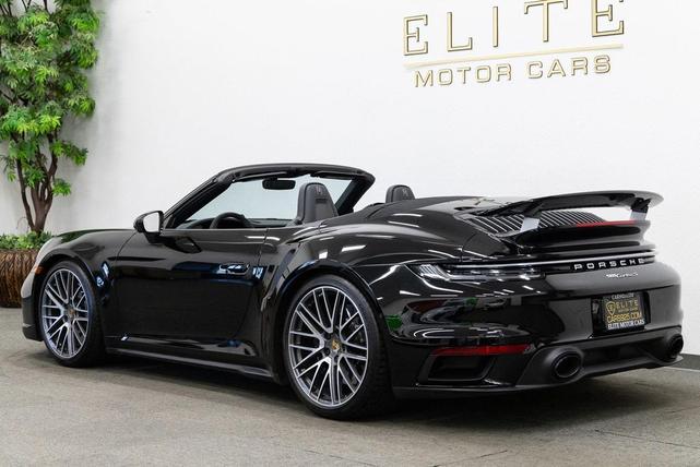Photo of 2024 Black Porsche 911
