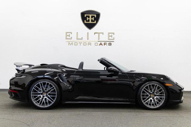 Photo of 2024 Black Porsche 911