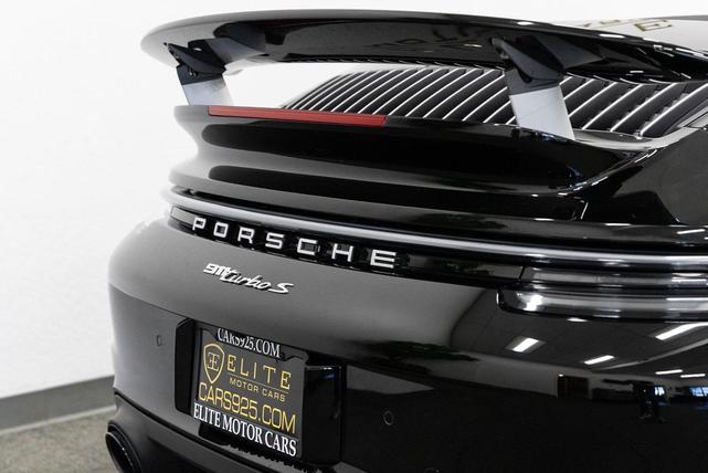 Photo of 2024 Black Porsche 911