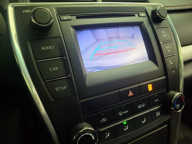 Photo of 2017 White Toyota Camry
