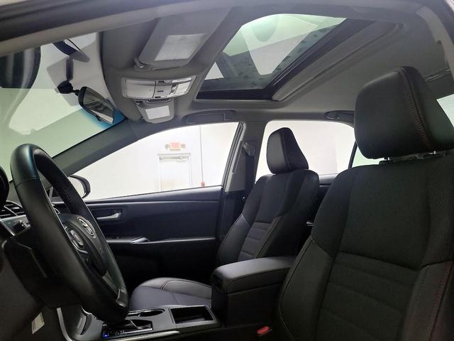 Photo of 2017 White Toyota Camry