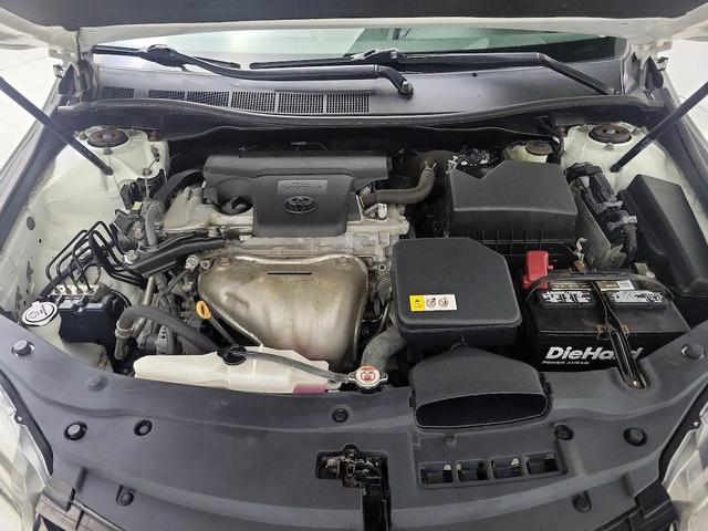 Photo of 2017 White Toyota Camry