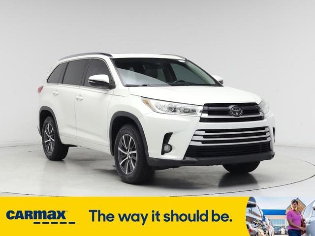 2017 Toyota Highlander