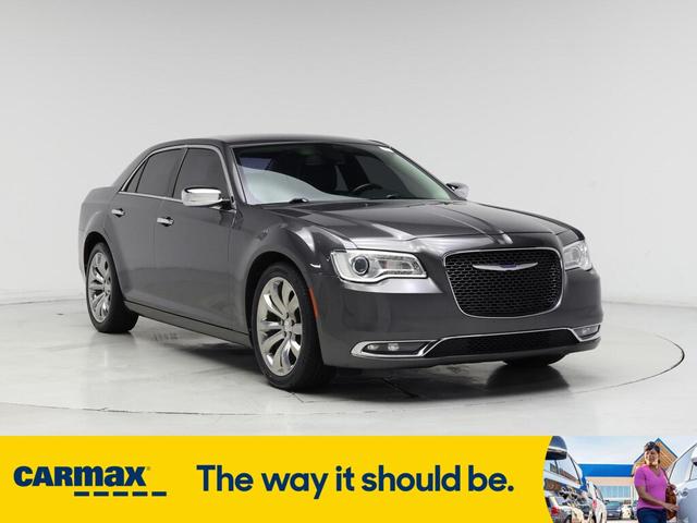 2019 Chrysler 300