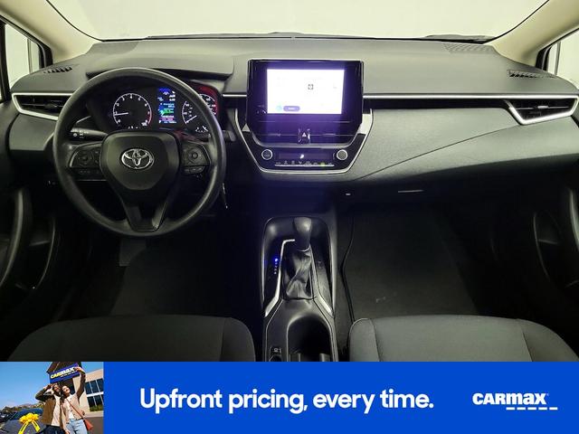 Photo of 2024 White Toyota Corolla