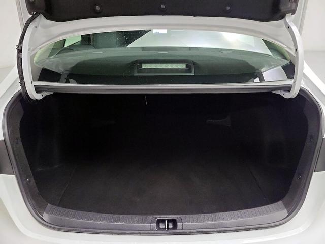 Photo of 2024 White Toyota Corolla