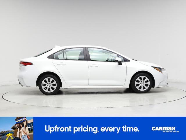Photo of 2024 White Toyota Corolla