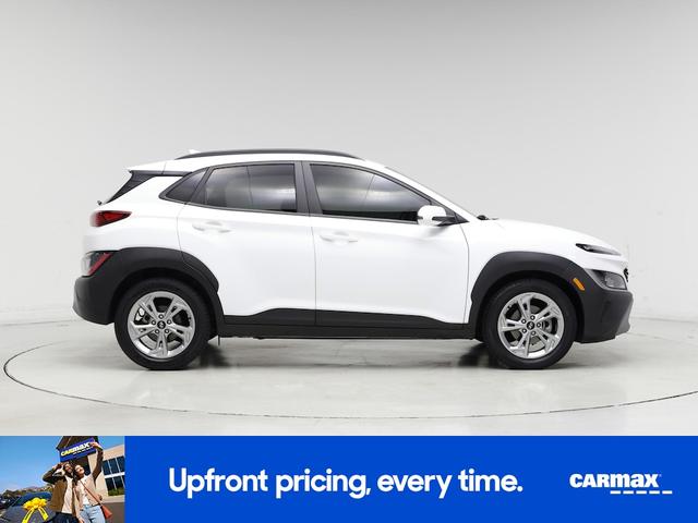 Photo of 2023 White Hyundai KONA